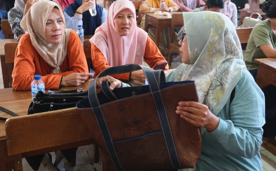 Symbia bioleather material